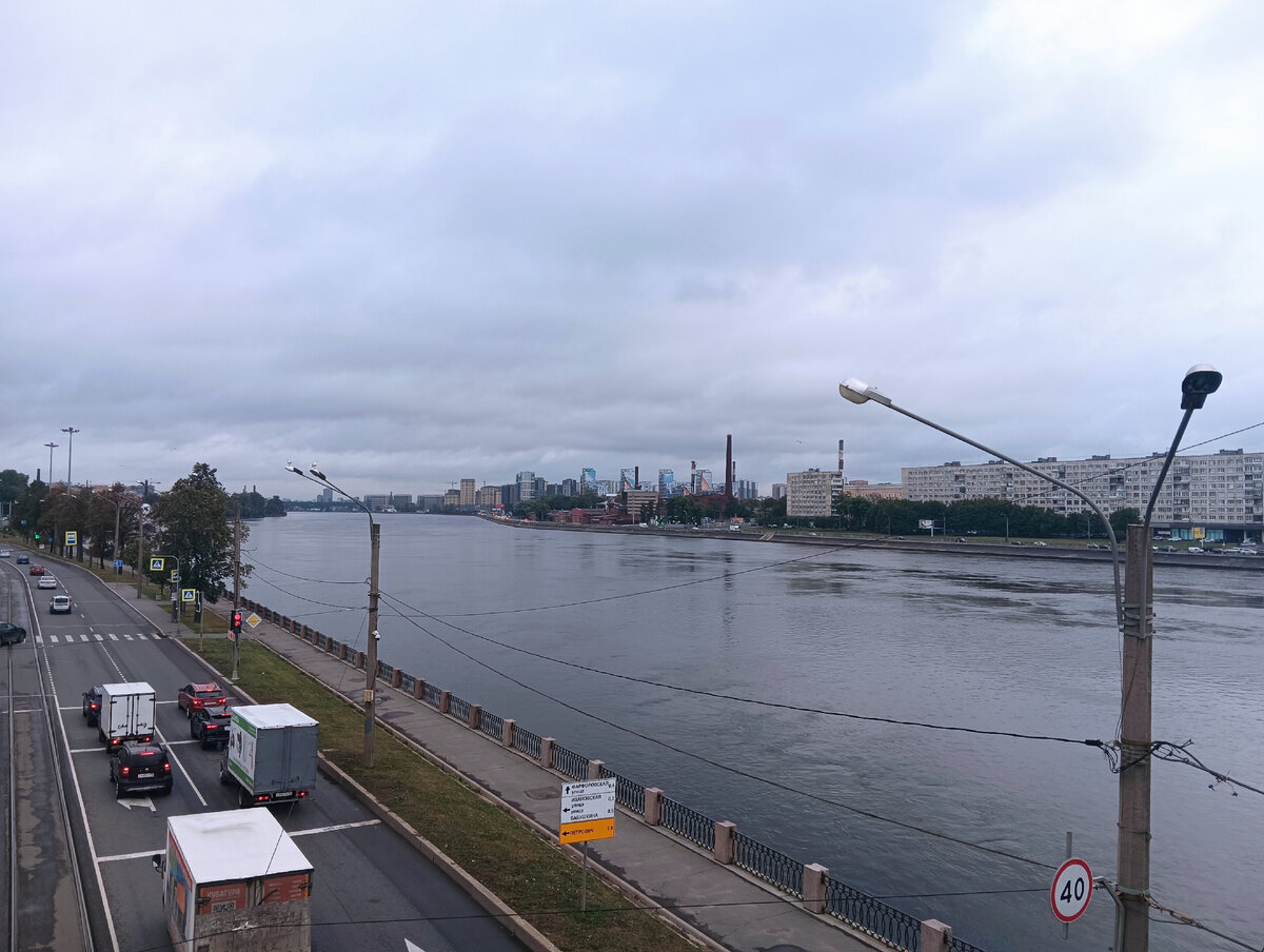 Нева с Володарского моста. 