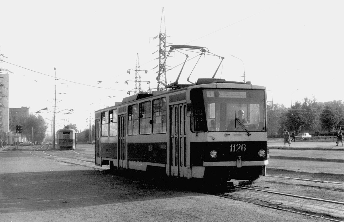 Tatra T6B5SU «1126» Уфа, ул. Мингажева, 8 мая 1991 года. Фотография © Ааре Оландер