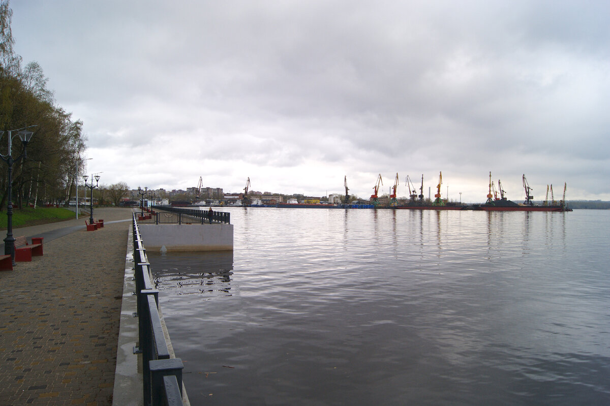 Череповец. Александровская набережная.