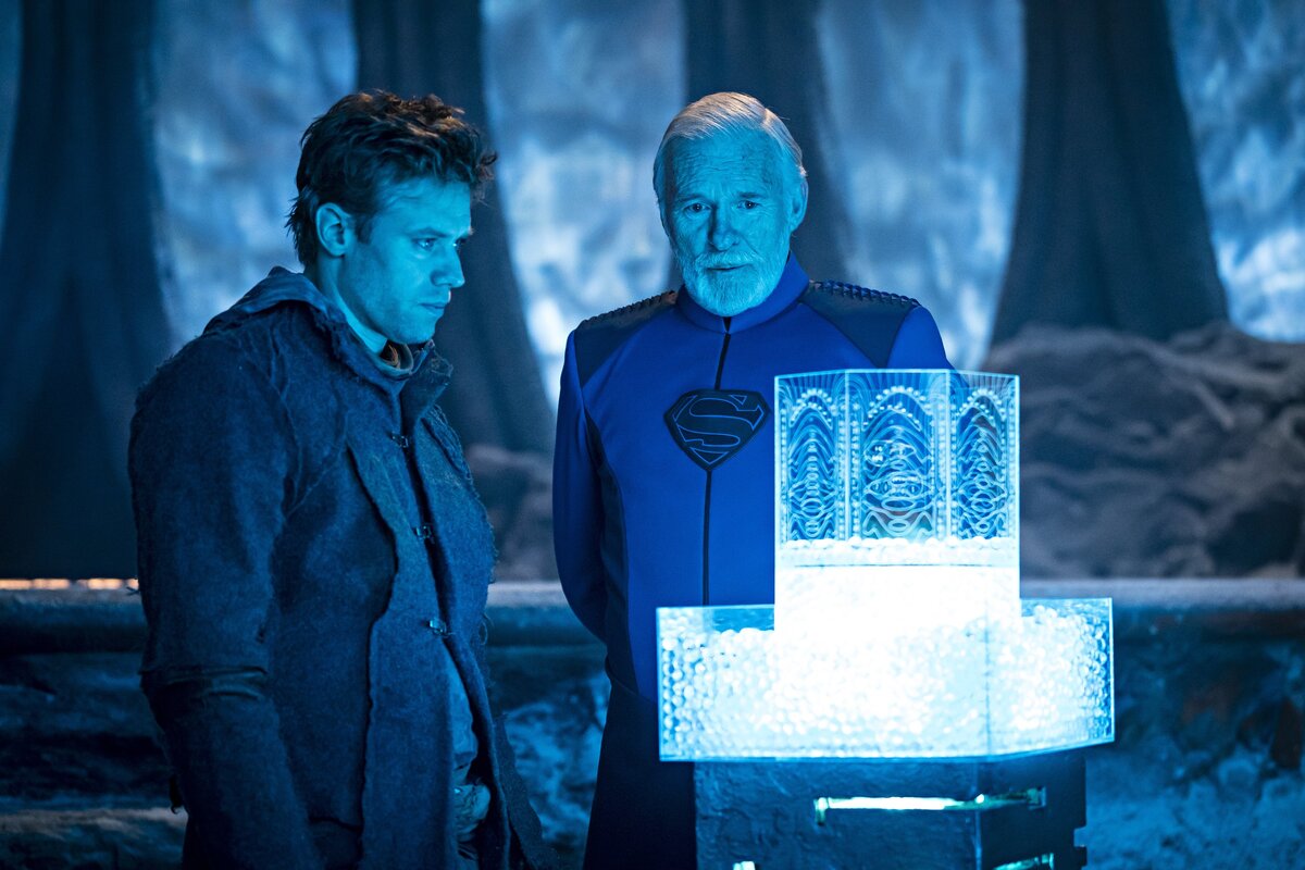 Кадр из сериала "Криптон" Источник: https://yandex.ru/images/