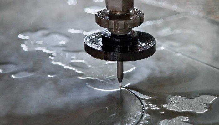 Гидроабразивная резка на ЧПУ станке