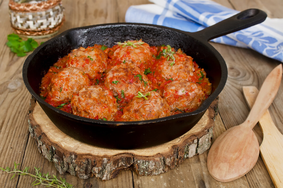 Из интернета взял, что-то похожее на блюдо которое описано в этом рецепте. Тут только сыра не хватает. 