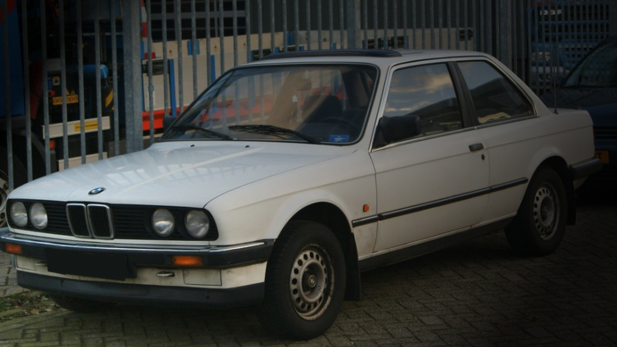 Моя вторая машина - немецкий BMW-318i