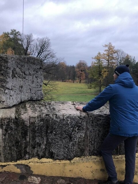 В плену глубоких размышлений...