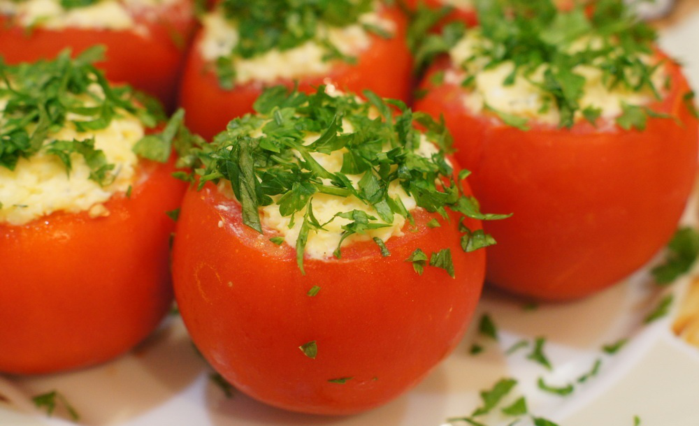 Помидоры, фаршированные мясным салатом — рецепт с фото | Recette