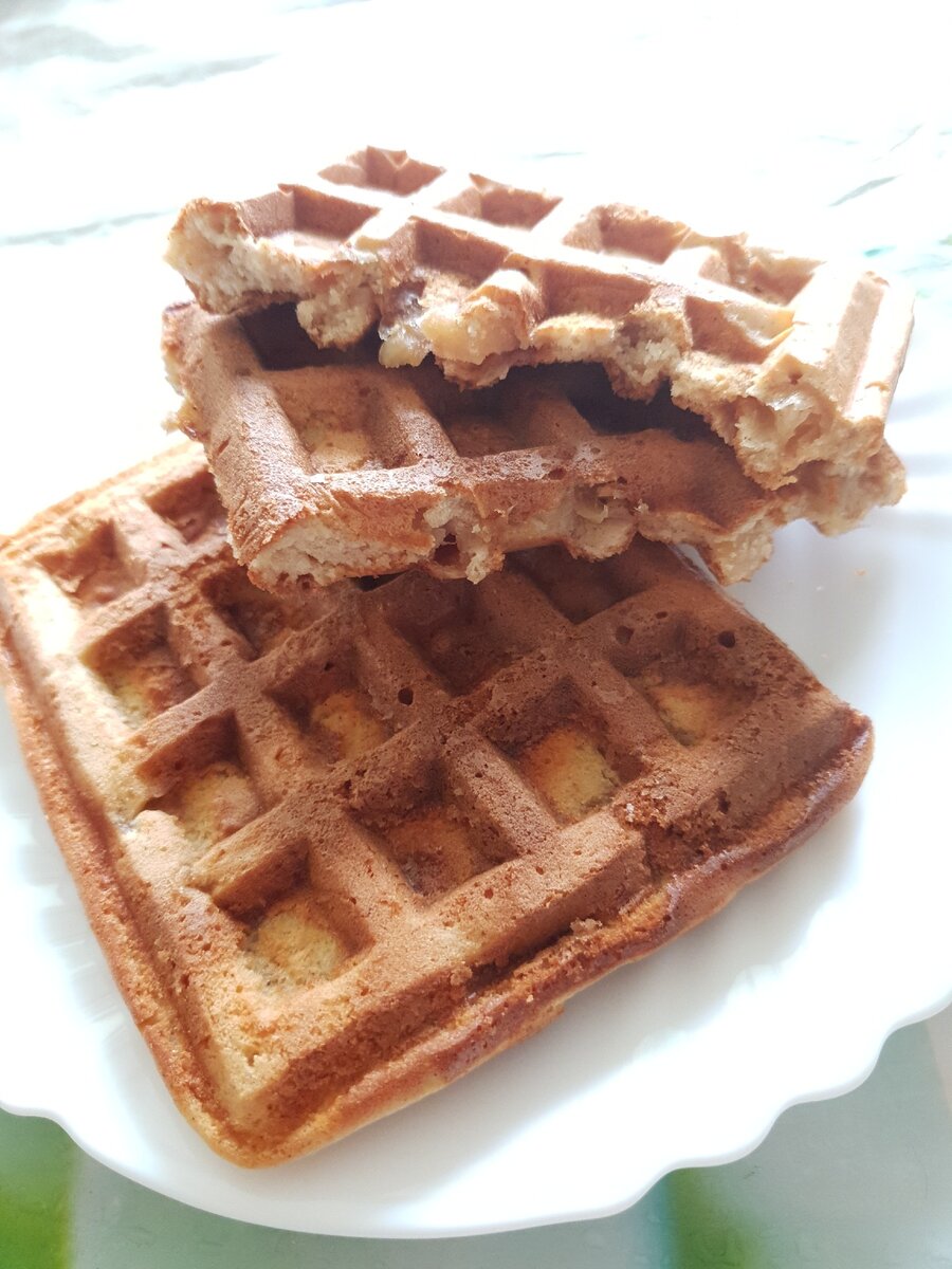 Вафли с яблоками