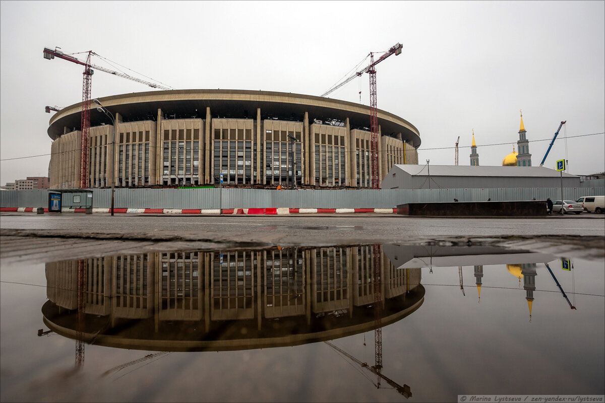 Вид со стороны Екатерининского парка