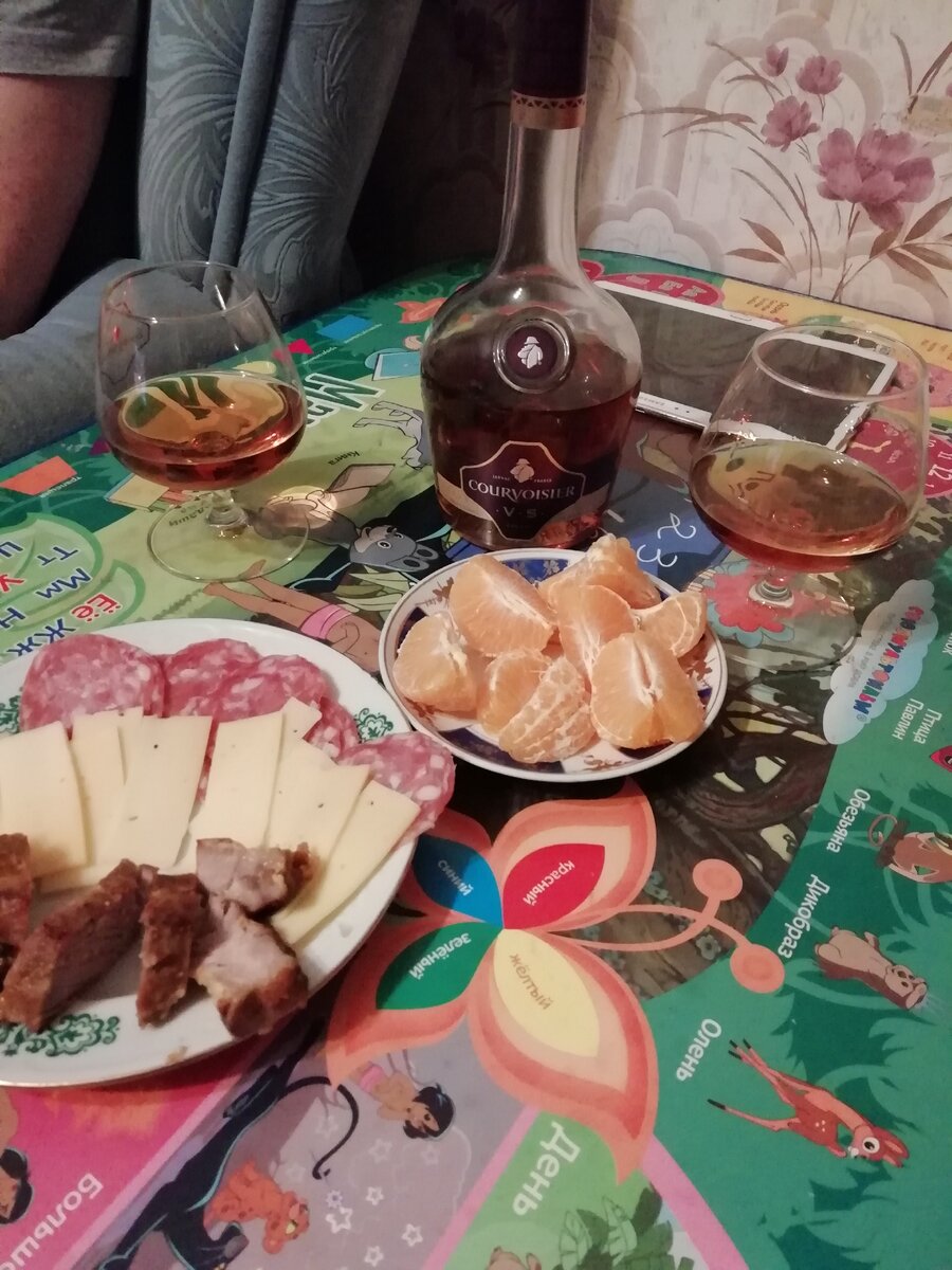 "Праздничный"  стол