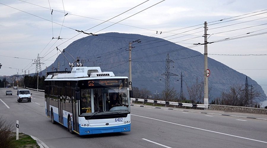 Междугородний троллейбус в Крыму / Фото Крымтроллейбуса