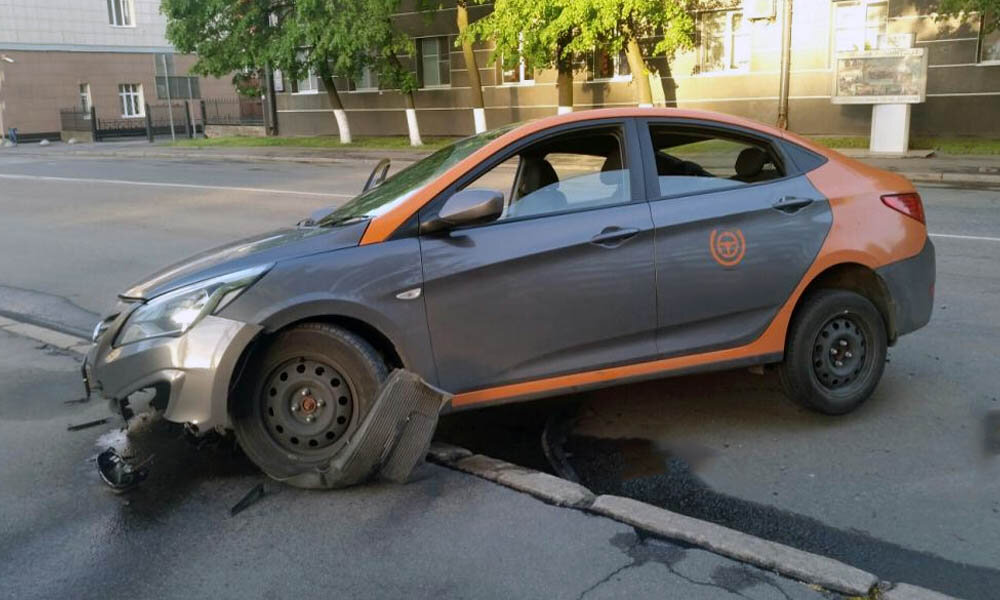 Попал в дтп на каршеринге делимобиль