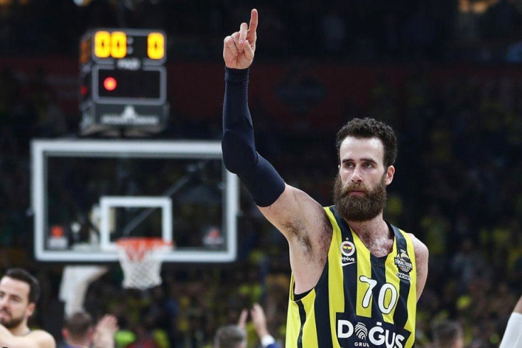 https://www.championat.com/basketball/article-3438303-basketbol-evroliga-fenerbahche-obygral-zhalgiris--7667.html