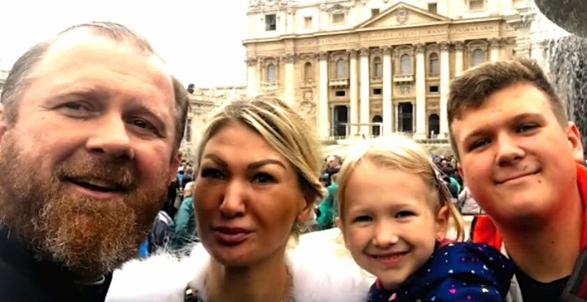 Ивлев с семьей