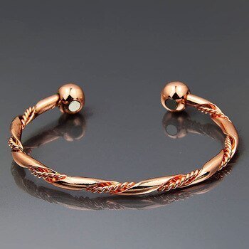 Медный браслет. Фотография взята из источников Интернет, в свободном доступе 