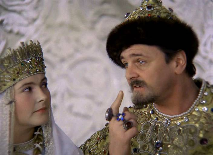 Вот вы говорите, что дорого! Давайте посчитаем, сколько будут стоить инструменты и расходники, если покупать их самому!