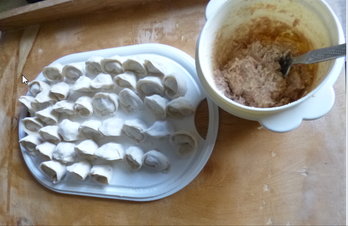 Подготовленный фарш для ленивых пельменей