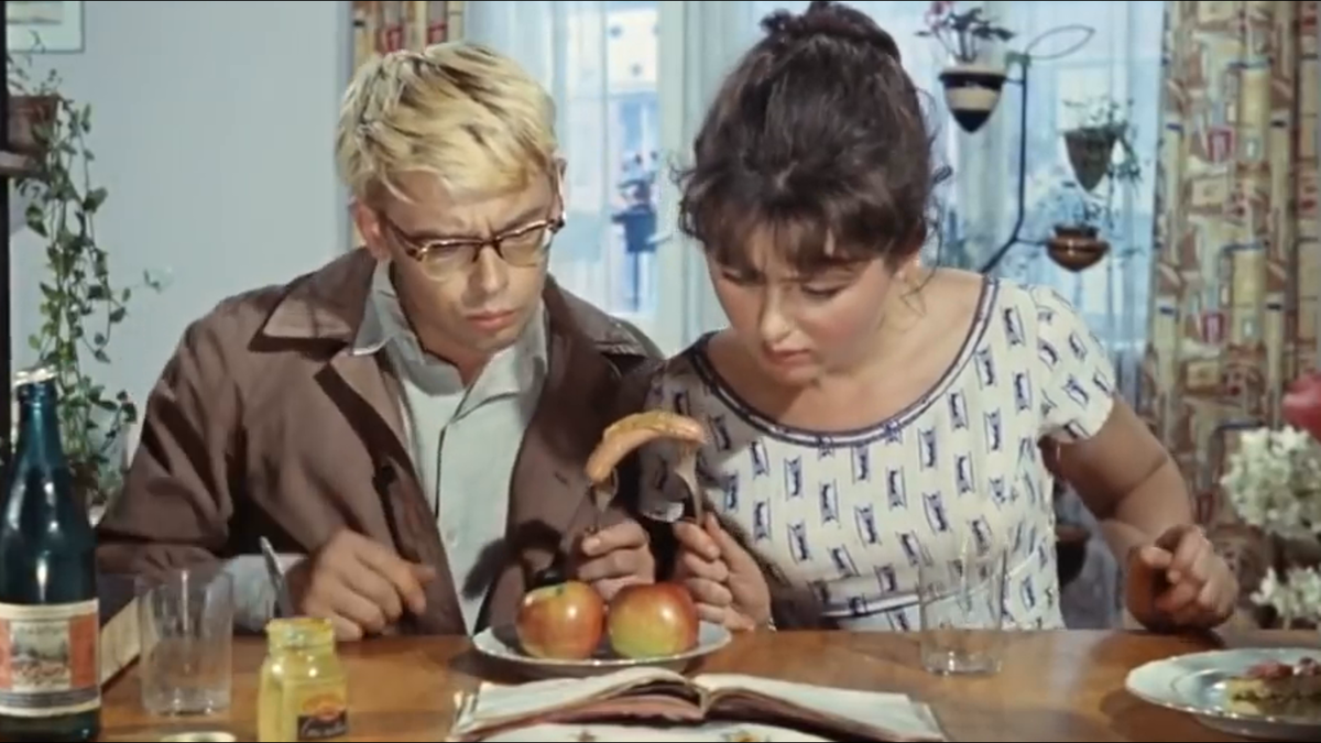 Кадр из фильма "Операция "Ы" и другие приключения Шурика", 1965
