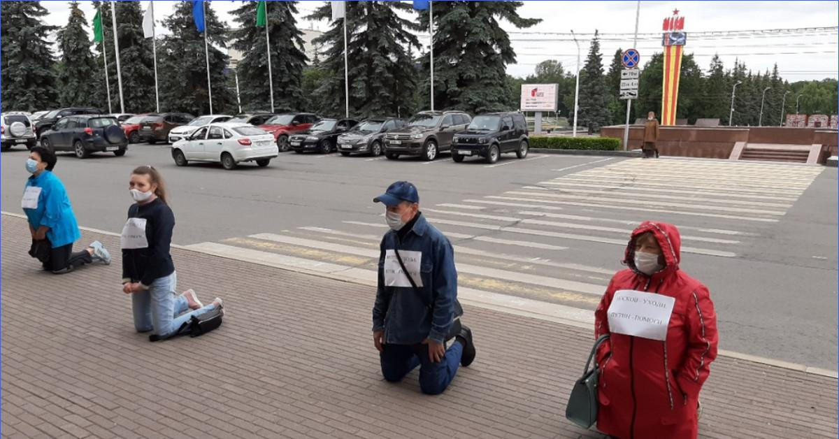 Простым жителям  любого города-миллионника и так не нравилась точечная застройка. Теперь это не нравится и губернаторам. Уфа, похоже станет первым городом в России где застройщикам, любящим задаром лакомые места в центре города, вставят  сваю в одно место.