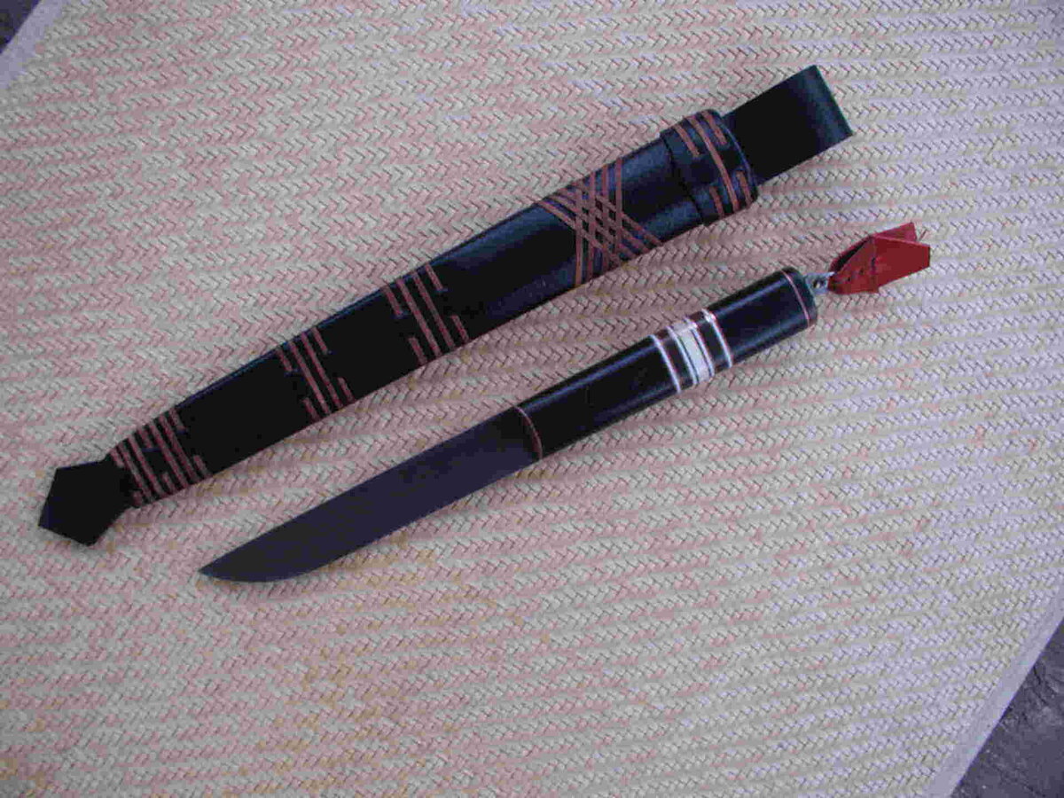 Абхазский нож художника Теймураз Дзидзария