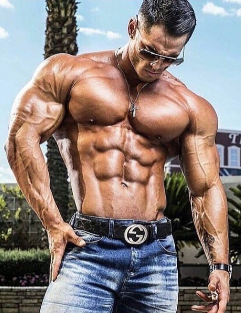 Дядя, закурить не найдется? 