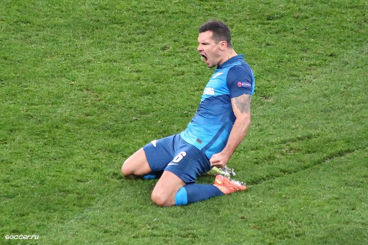 Деян Ловрен празднует забитый гол в матче. Фотография с сайта soccer.ru