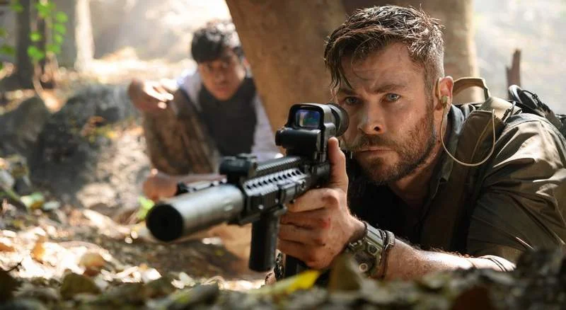 Крис Хемсворт увидел возможность сняться где-то, кроме киновселенной Марвел 