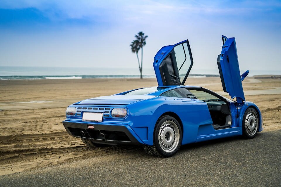 Bugatti EB112 - Гиперкар для четверых в форме... яйца :( | Интересные ...