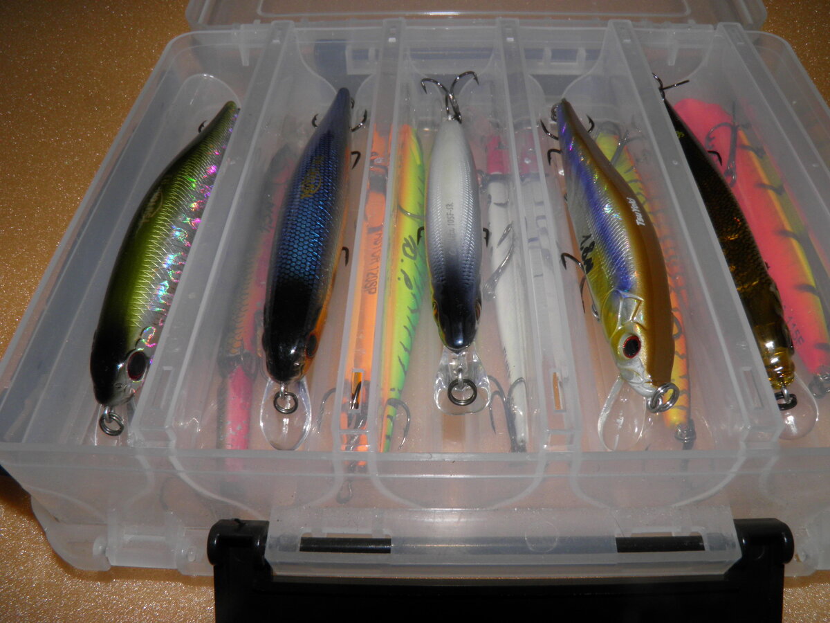 Воблеры размером 105 и 110 мм, в основном для твичинга на щуку