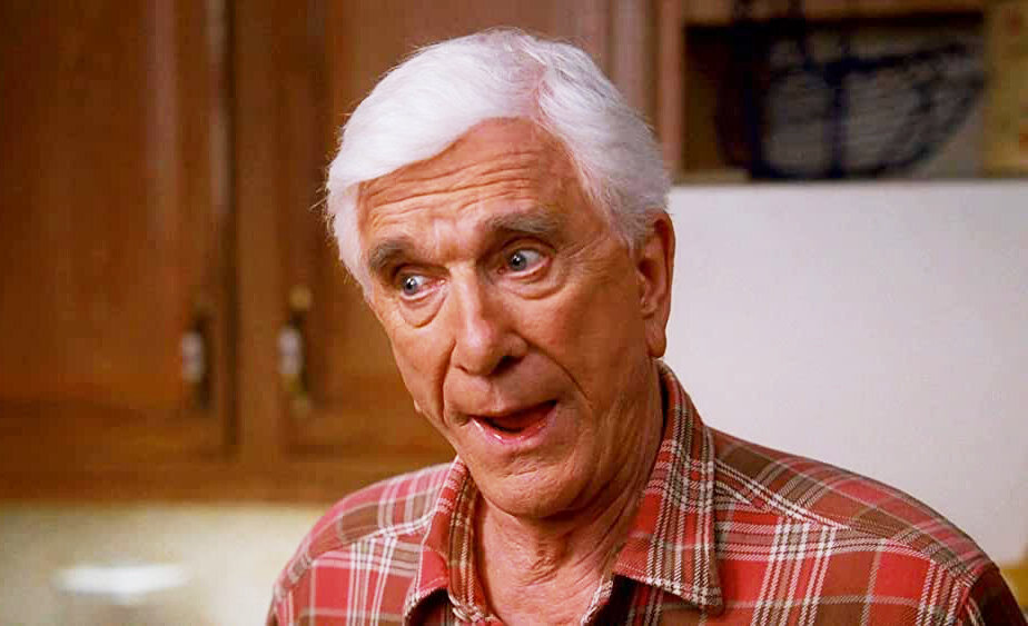 Кадр из фильма Superhero Movie. Режиссер: Крэйг Мэйзин. Оператор: Томас Э. Экермен. Производство: Dimension Films. Показ в России: West 