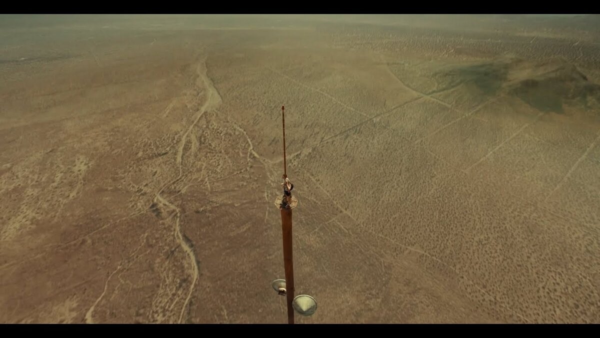 Вышка fall 2022. Вышка fall 2022. Вирджиния гарднер вышка. Вышка кадры из фильма. Высота фильм 2022.