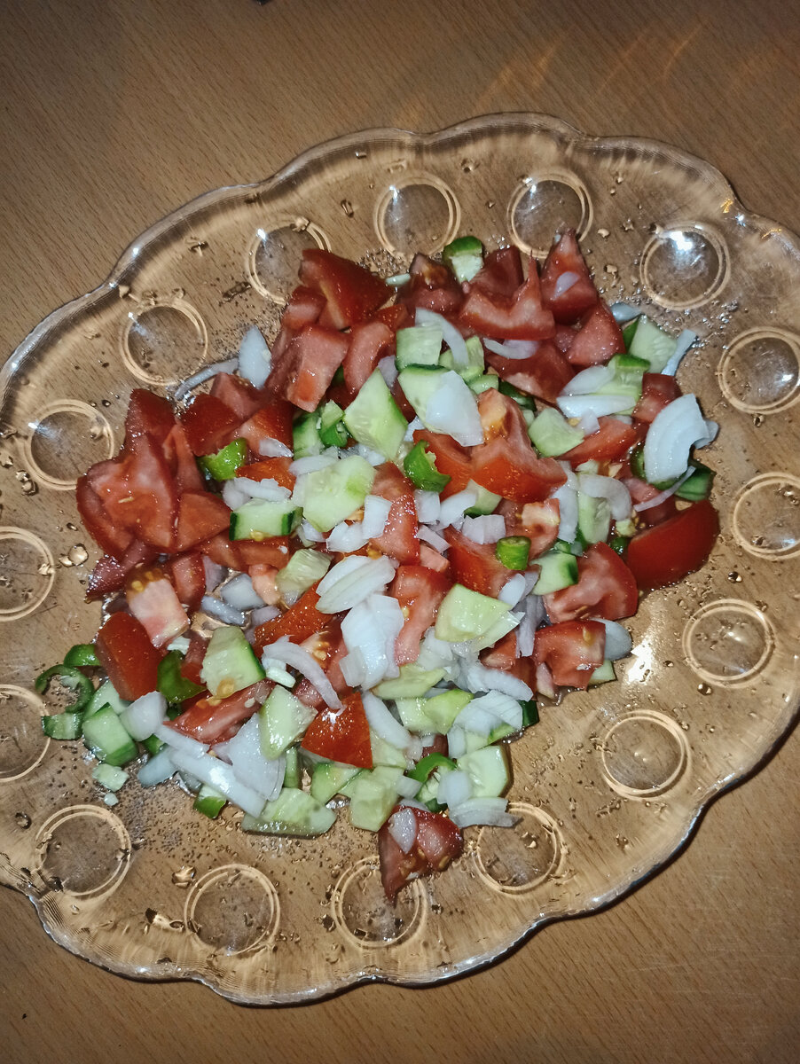 Салат, приготовленный свекровью