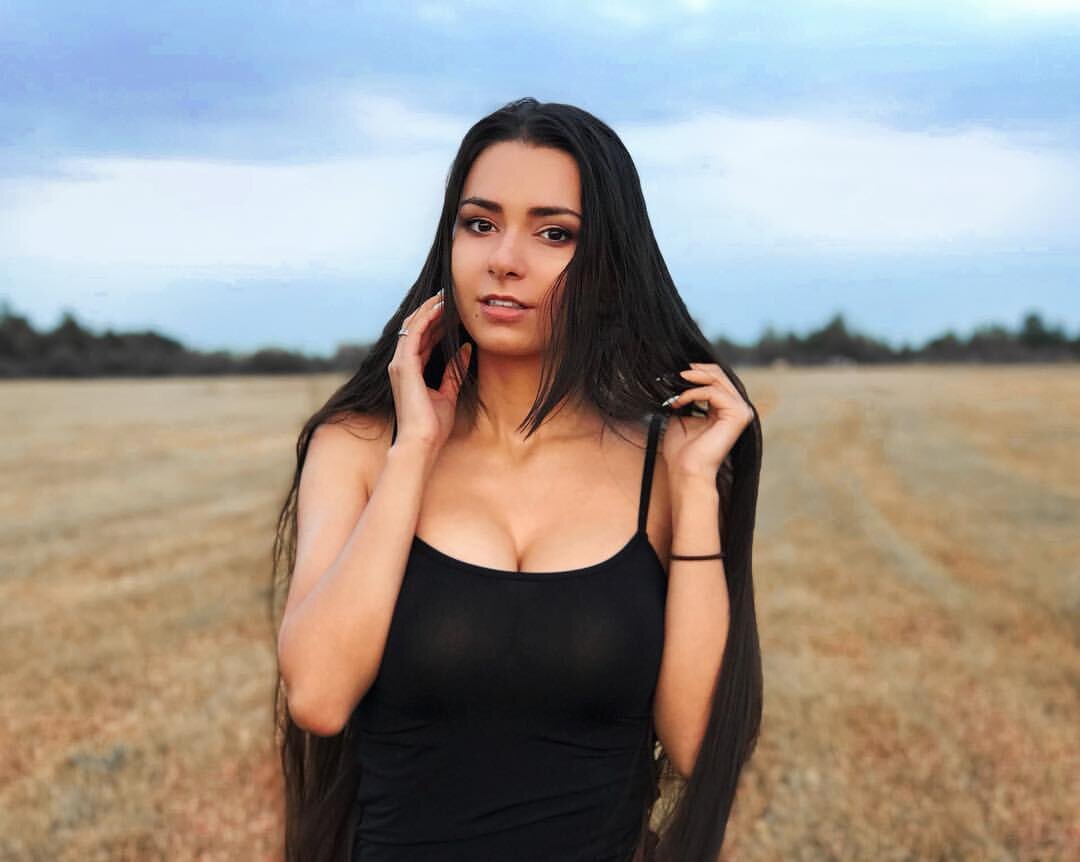 https://www.instagram.com/helga_model/