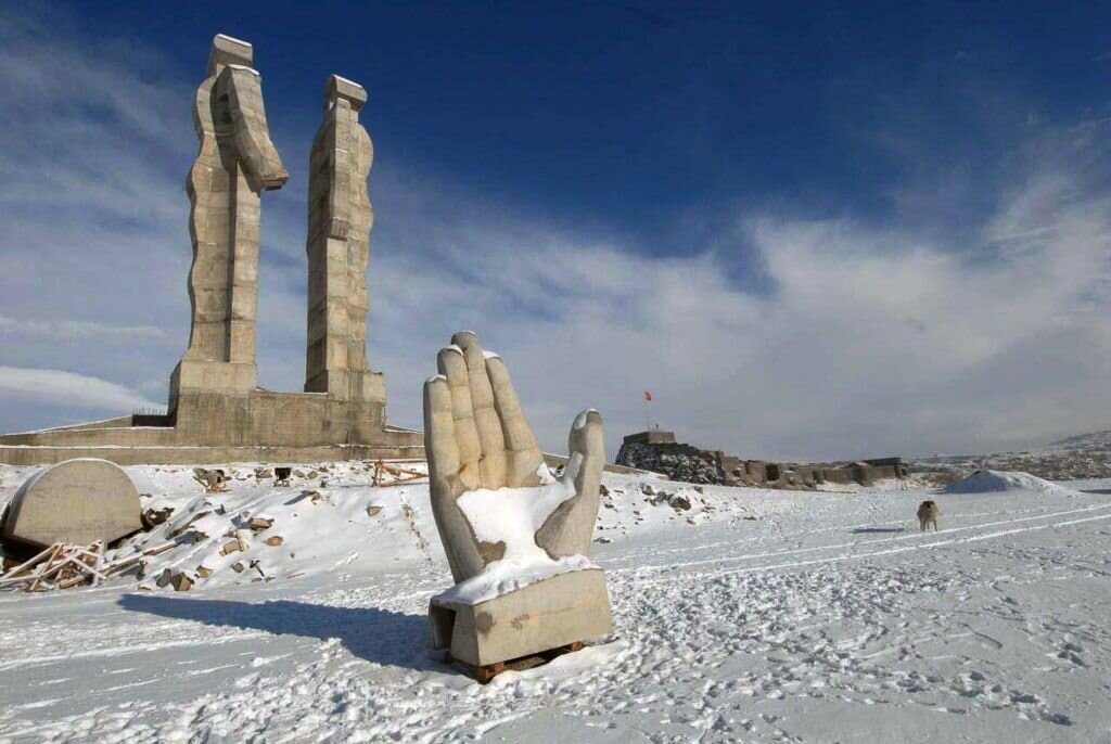 "Монумент человечности" в Карсе, Турция. Фото: washingtonpost.com