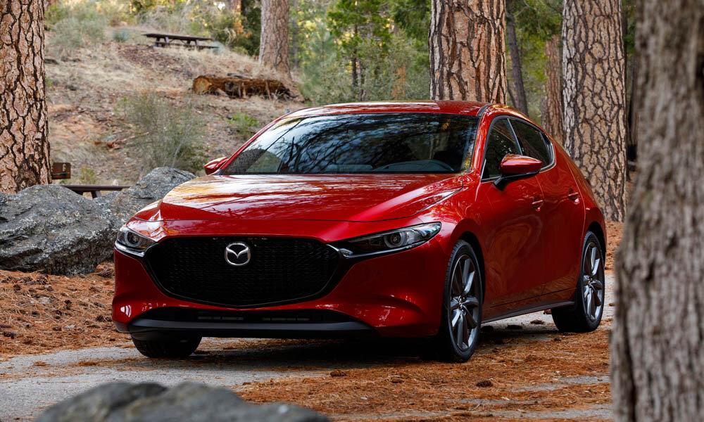 Новая Mazda 3 хэтчбек
