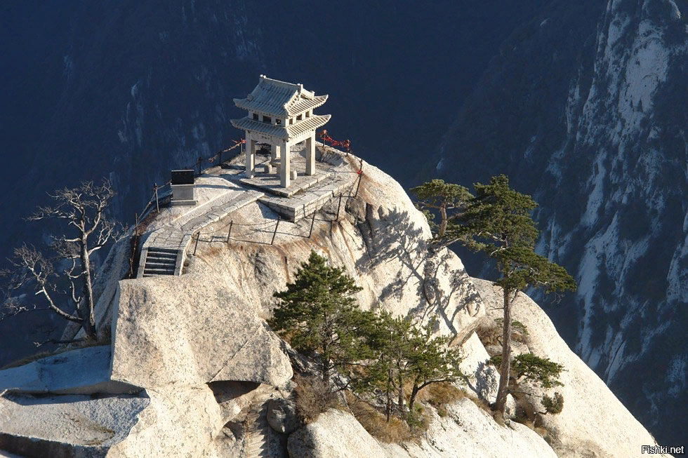 высота храма 2130м