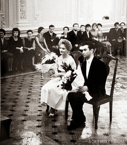  В разные годы СССР существовало довольно много  свадебных традиций. Давайте вспомним о них.
