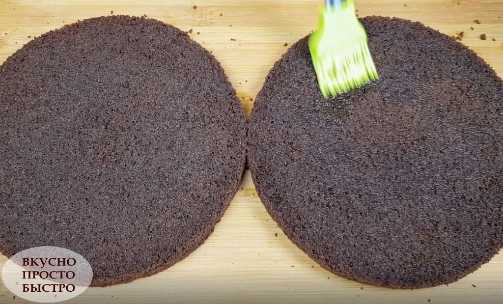 Торт Шоколадный сюрприз - рецепт на канале Вкусно Просто Быстро