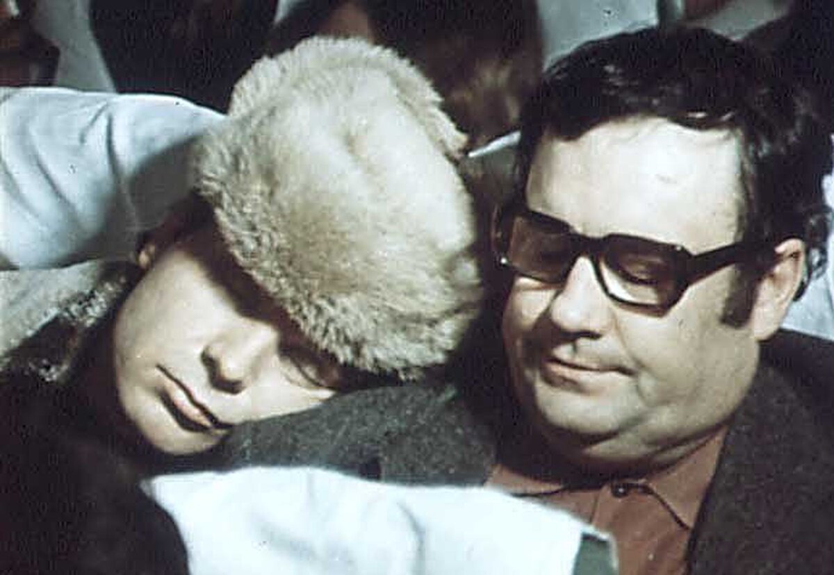 Ну наконец-то дошли руки до этой темы. Сразу скажу, что фильм мной очень любим, смотрела сто раз. Даже недавно успела пересмотреть. Конечно, история, рассказанная в фильме несколько фантастична.-7