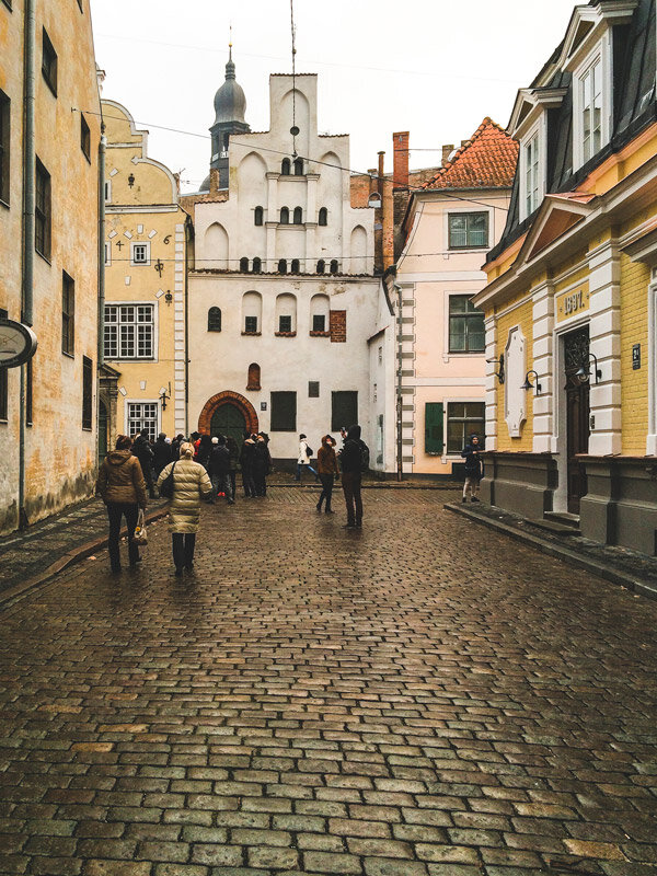 https://twofindaway.com/wp-content/uploads/2018/P5_ERASMUS_EUROPE/Old-Town-Riga-Latvia.jpg