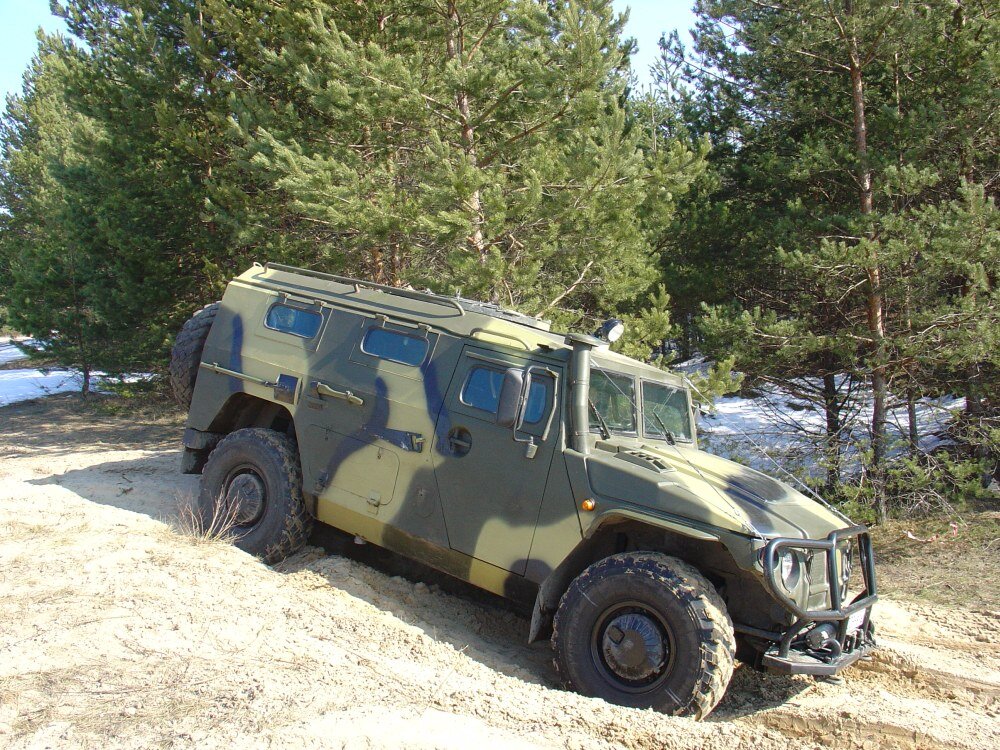 ГАЗ 2975 тигр Гражданский