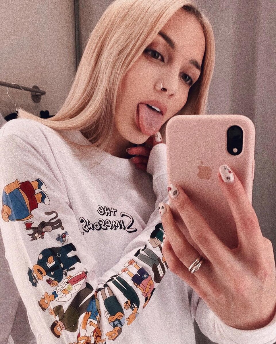 Mary GY певица