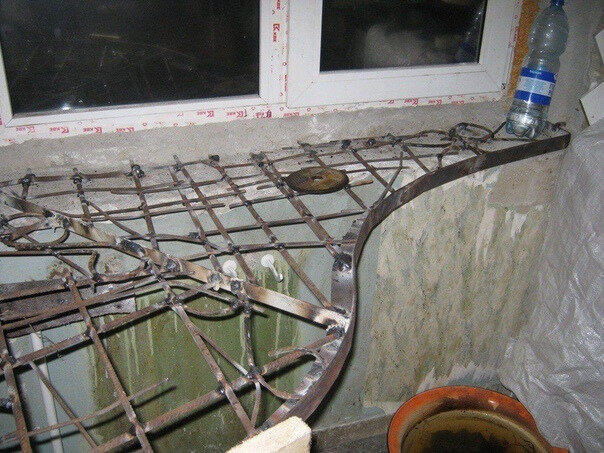 Мужчина в квартире самостоятельно отлил из бетона подоконник. Фото До/После