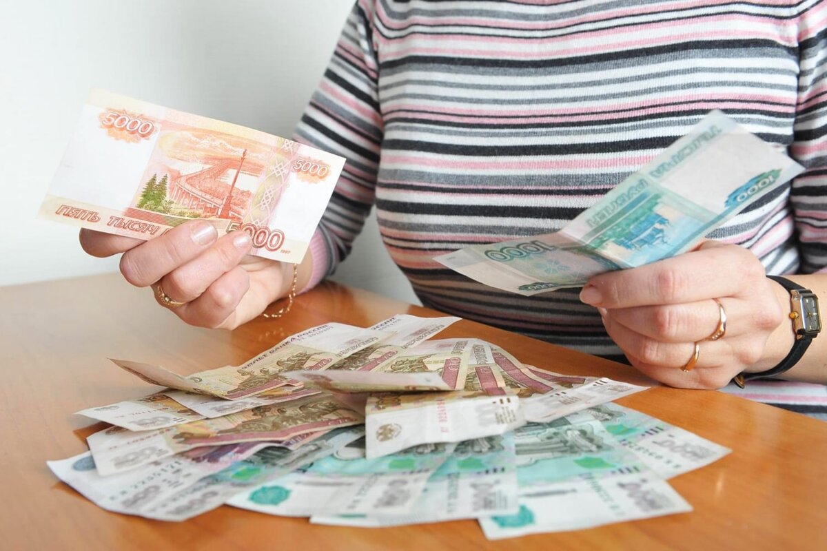 Согласно последним исследования 80% россиян  не доверяют банковскому сектору.
