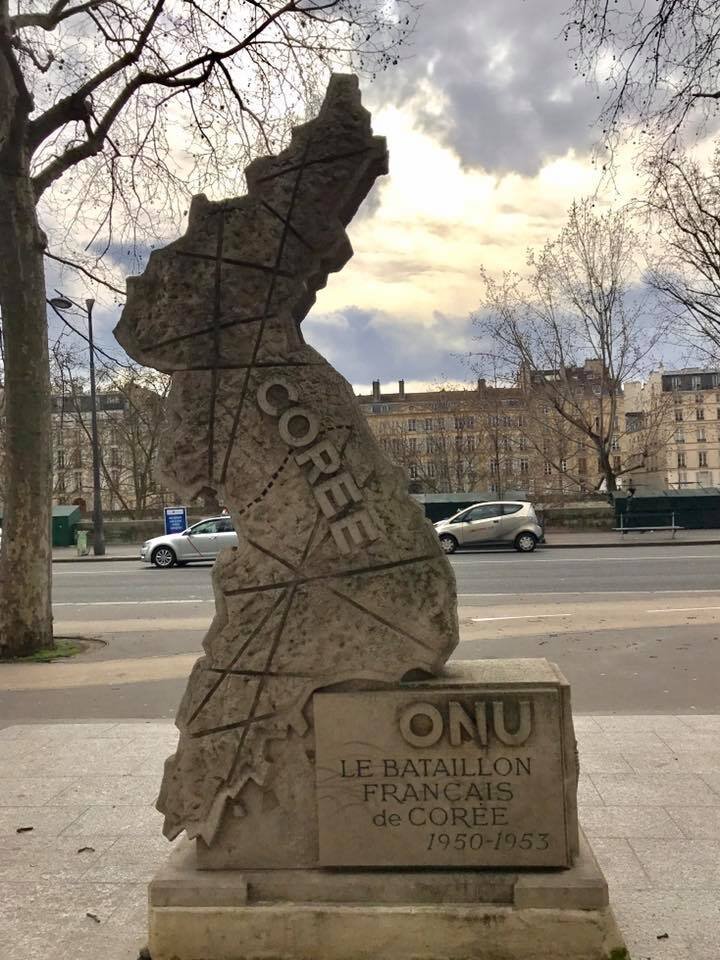 Монумент ветеранам Корейского батальона в Париже. Фото: Ханна Ким.