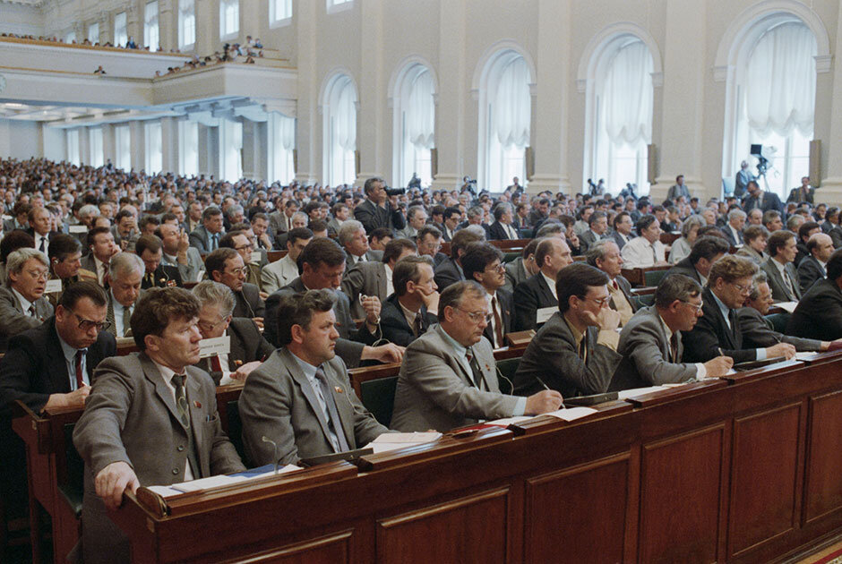 Депутаты в Большом Кремлевском дворце, 21 мая 1990 года