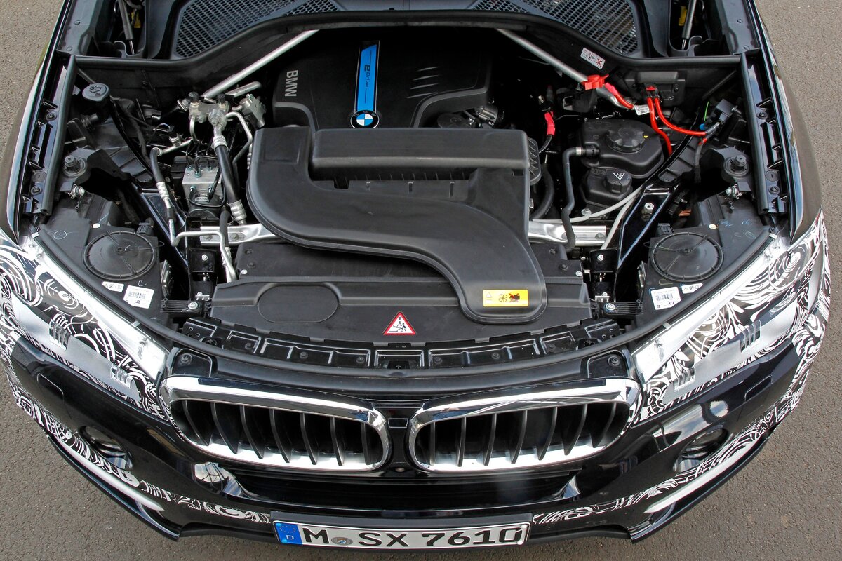 BMW x5 2020 подкапотное пространство