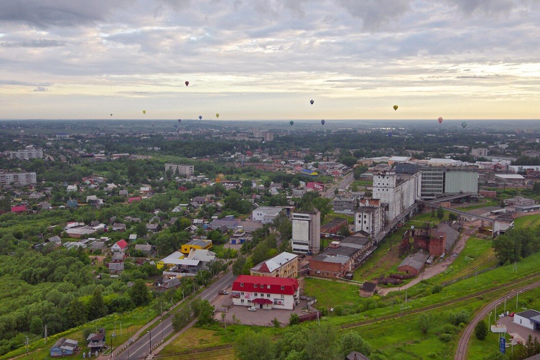 Старые луки город. Город Великие Луки. Великие Луки панорама. Великие Луки фотографии города.