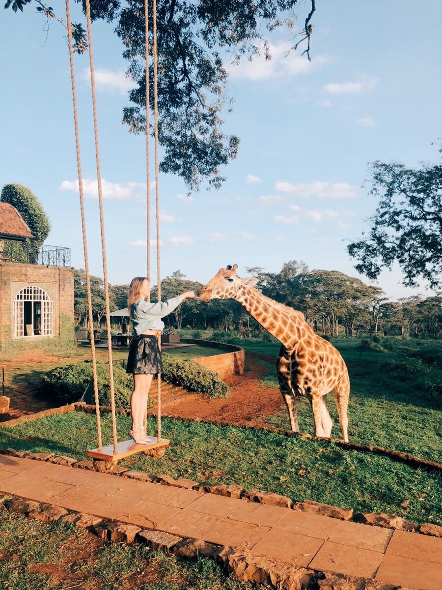 Счастливая Кристина, любовь к жирафам - это навсегда