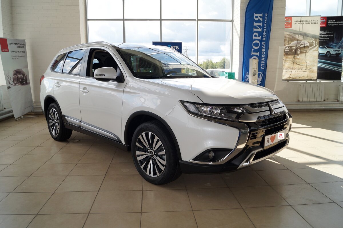 Обзор автомобиля Mitsubishi Outlander (третье поколение, рестайлинг 3).  Техническая часть и стоимость | МЕХВОД | Дзен