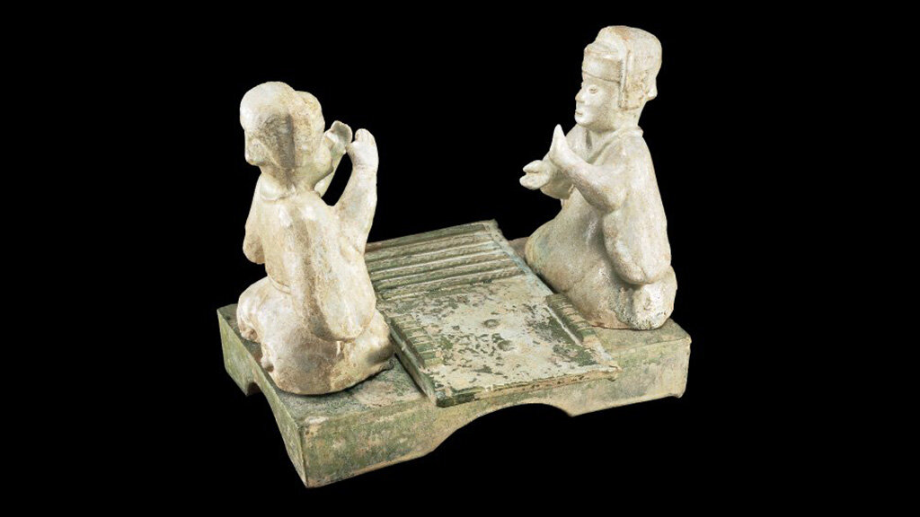 Игроки в любо, эпоха династии Хань, I-II век. Фото: The British Museum
