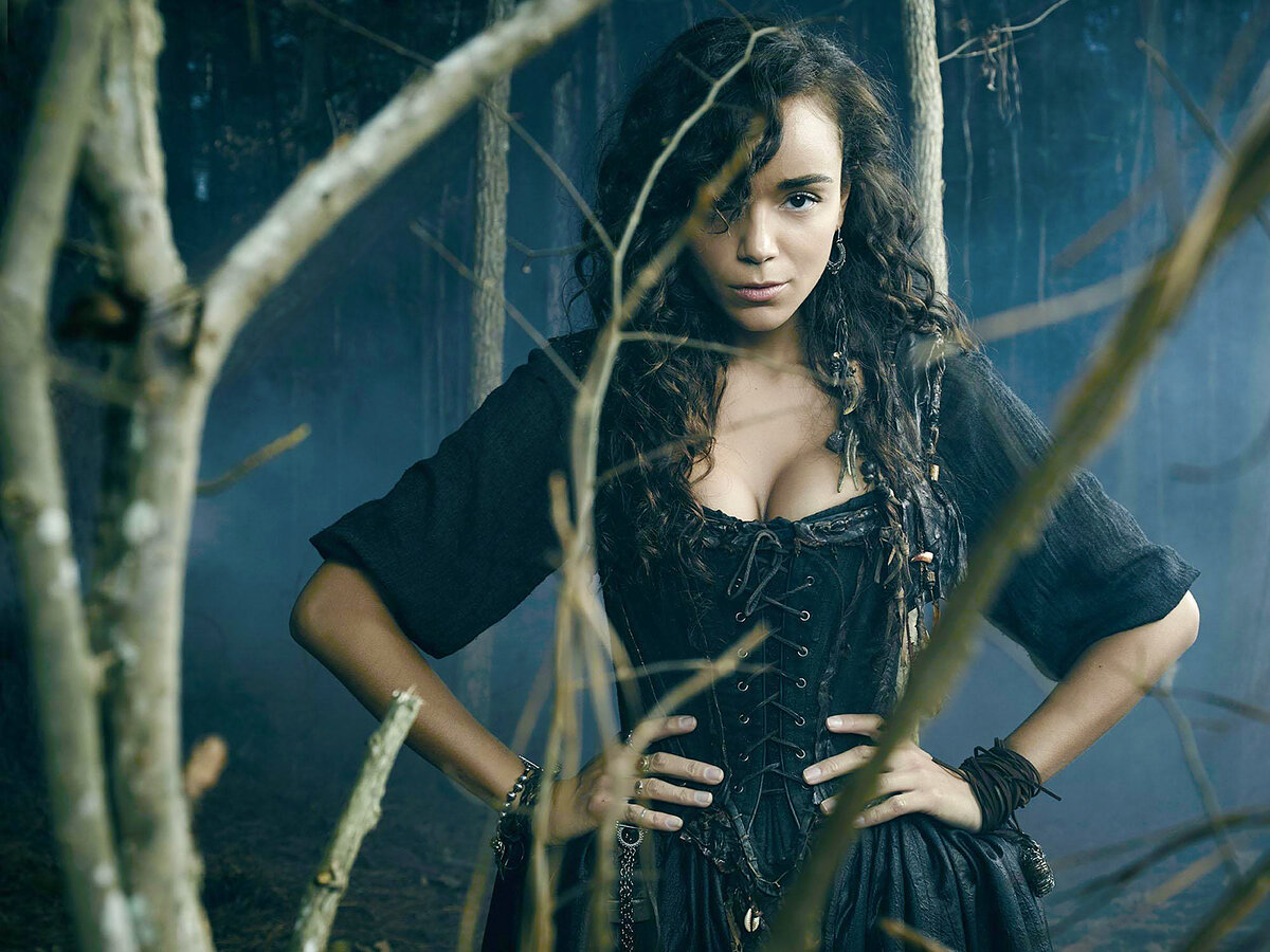 Титуба - ведьма из сериала "Салем" 2014-2017г